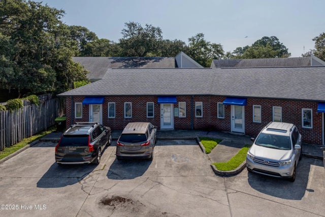 109 Hinton Avenue Ste 14, 