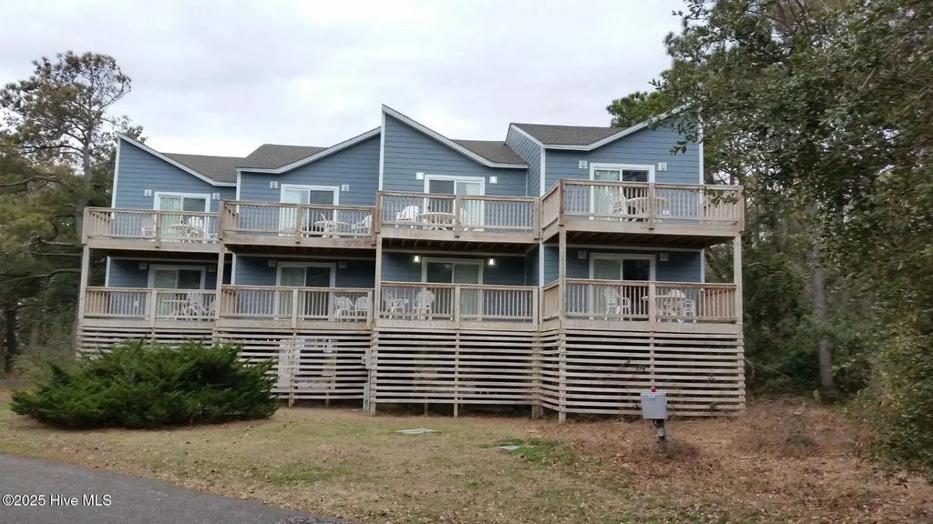 1445 Duck Road, Duck