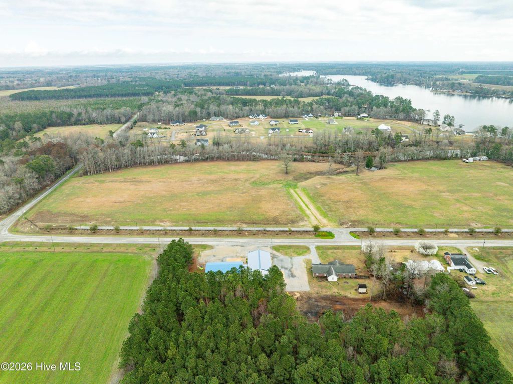 0 Nc 92 Hwy E, Bath