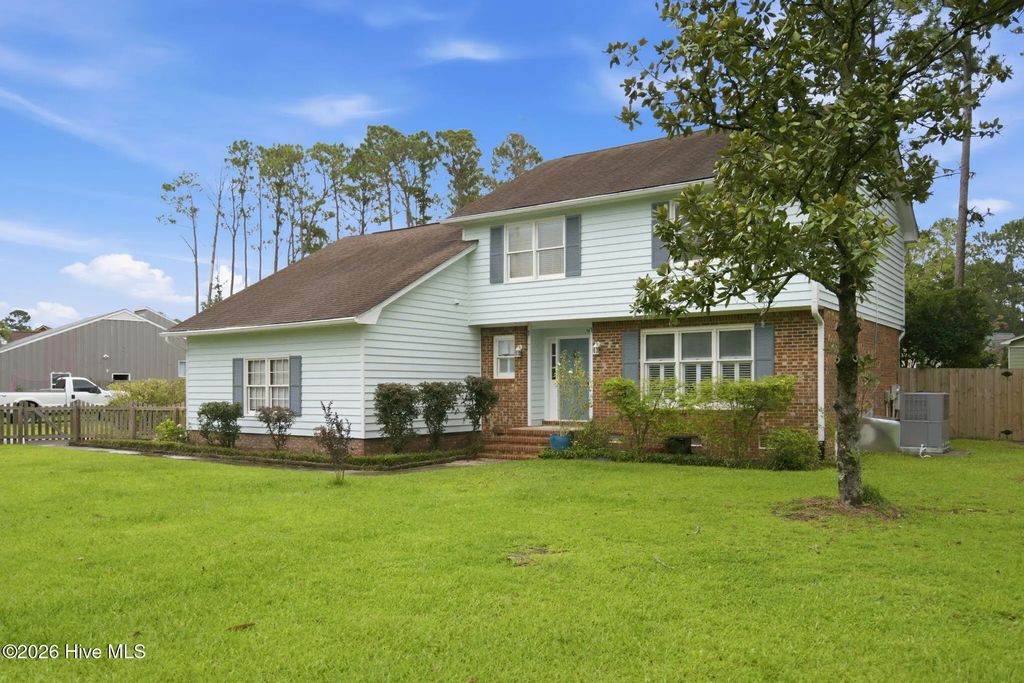 10017 N Olde Towne Wynd Se, Belville