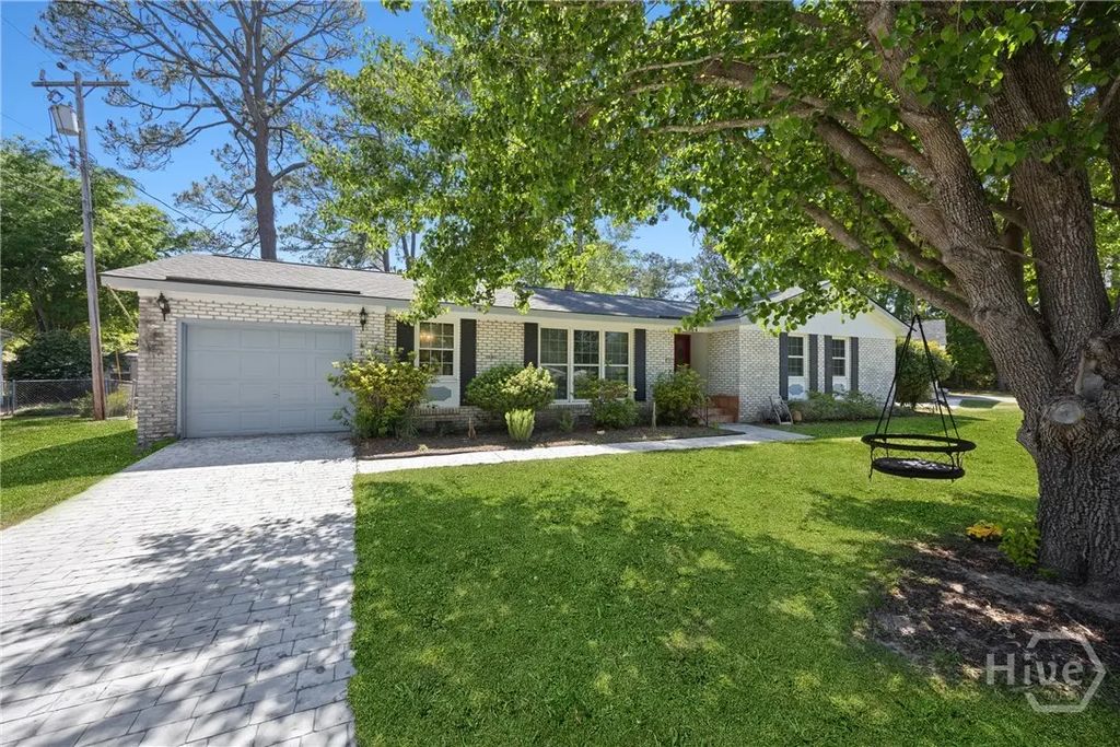 384 Hunt Drive, Savannah