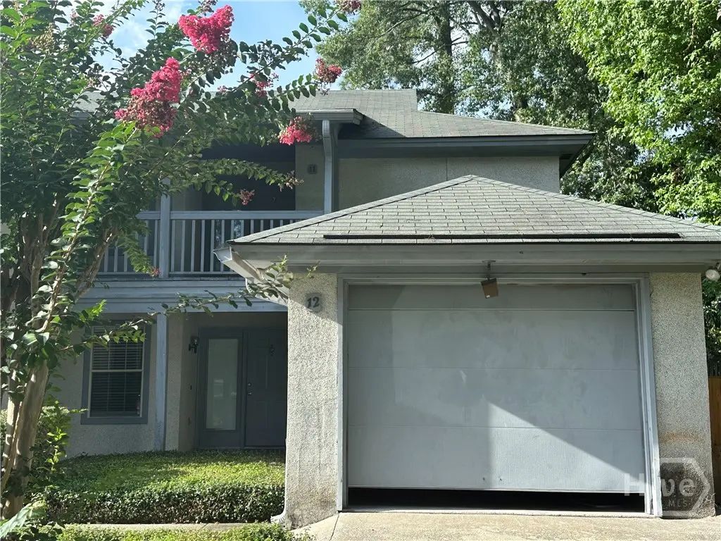 300 Hampton Street 12, Savannah