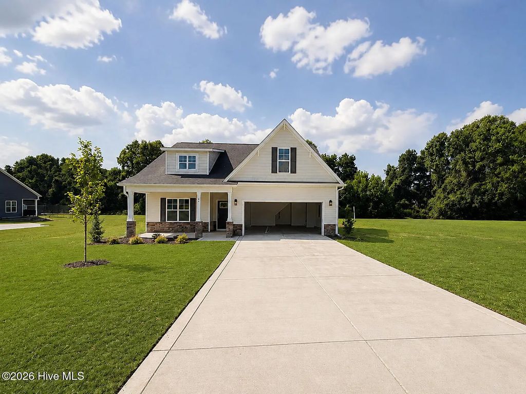 84 Yardley Drive, Smithfield
