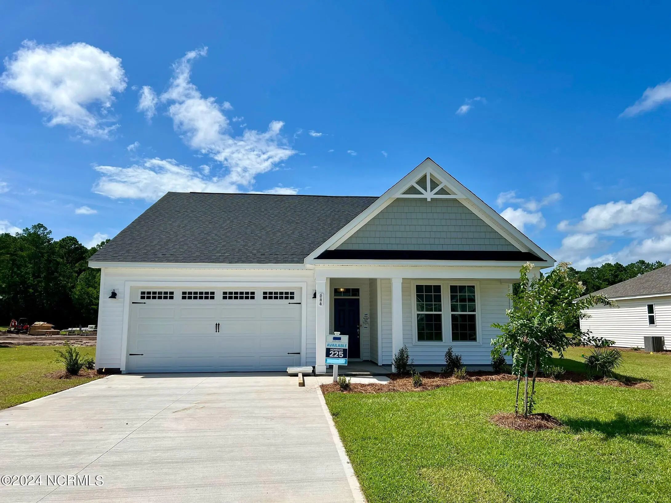 644 Lemming Lane Se, Bolivia