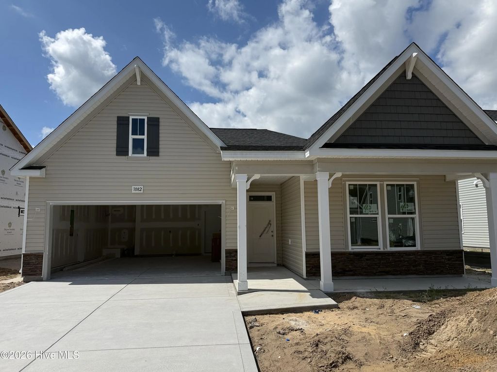 1082 Rosefield Way Nw, Calabash