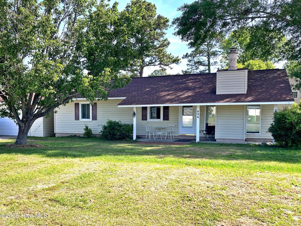 806 Fox Street Sw, Shallotte