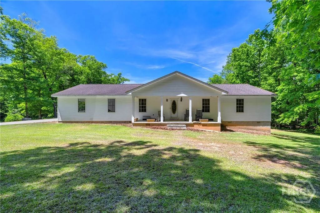 1014 Adams Clarke Road, Commerce