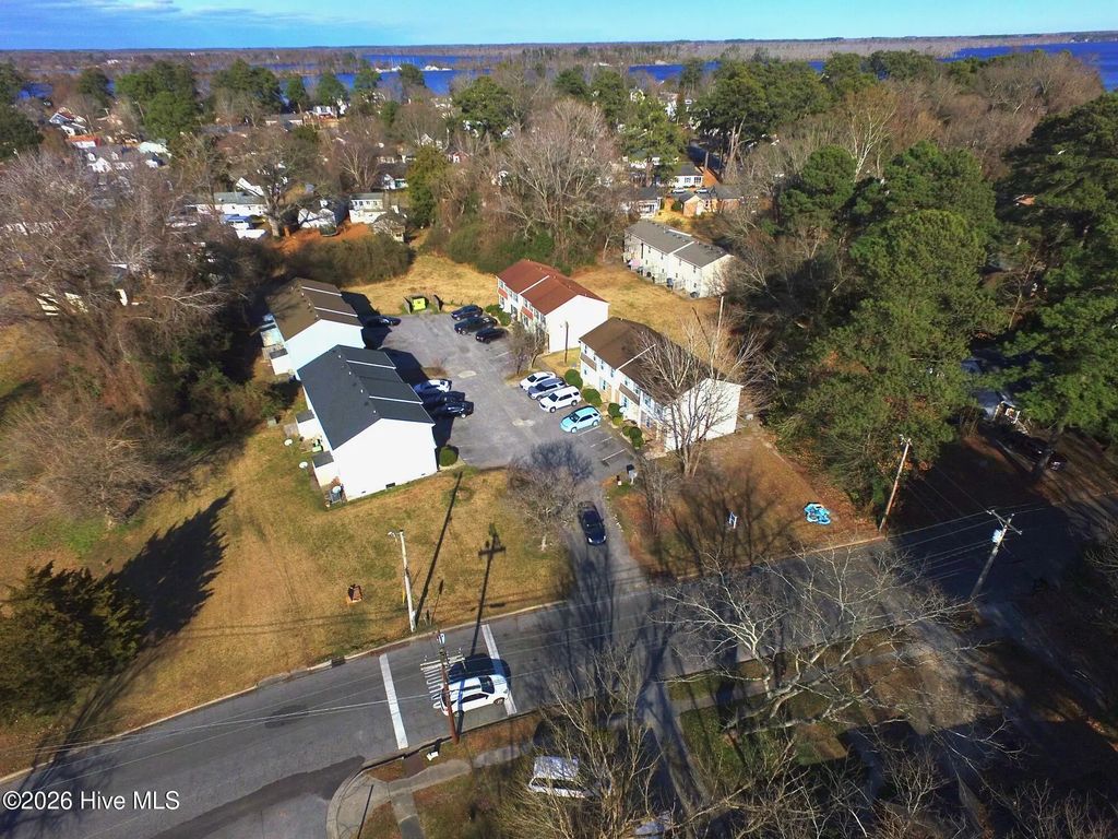1005 Raleigh Street, Elizabeth City