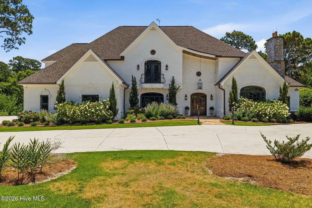 765 Yadkin Road, Southern Pines