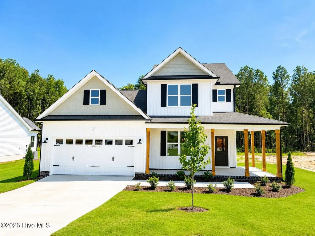 137 Cardovia Way, Wendell