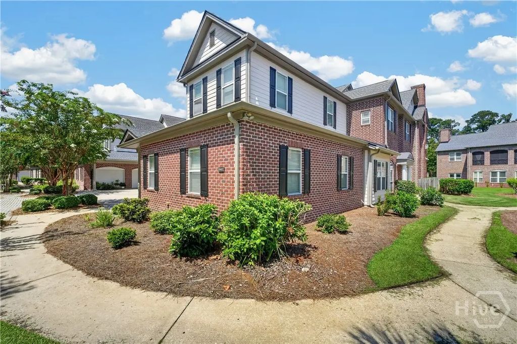 1602 River Oaks Drive, Richmond Hill