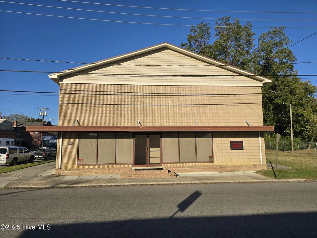300 Maple Street N, Ahoskie