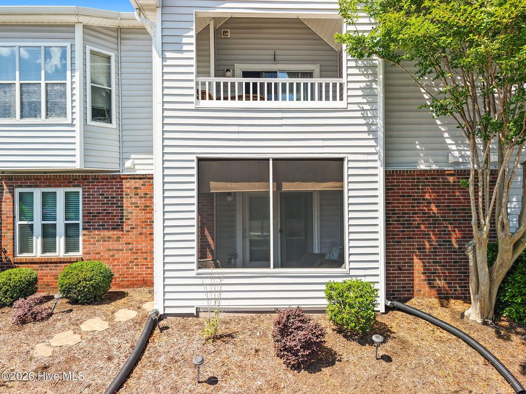 4130 Breezewood Drive Apt 104, Wilmington