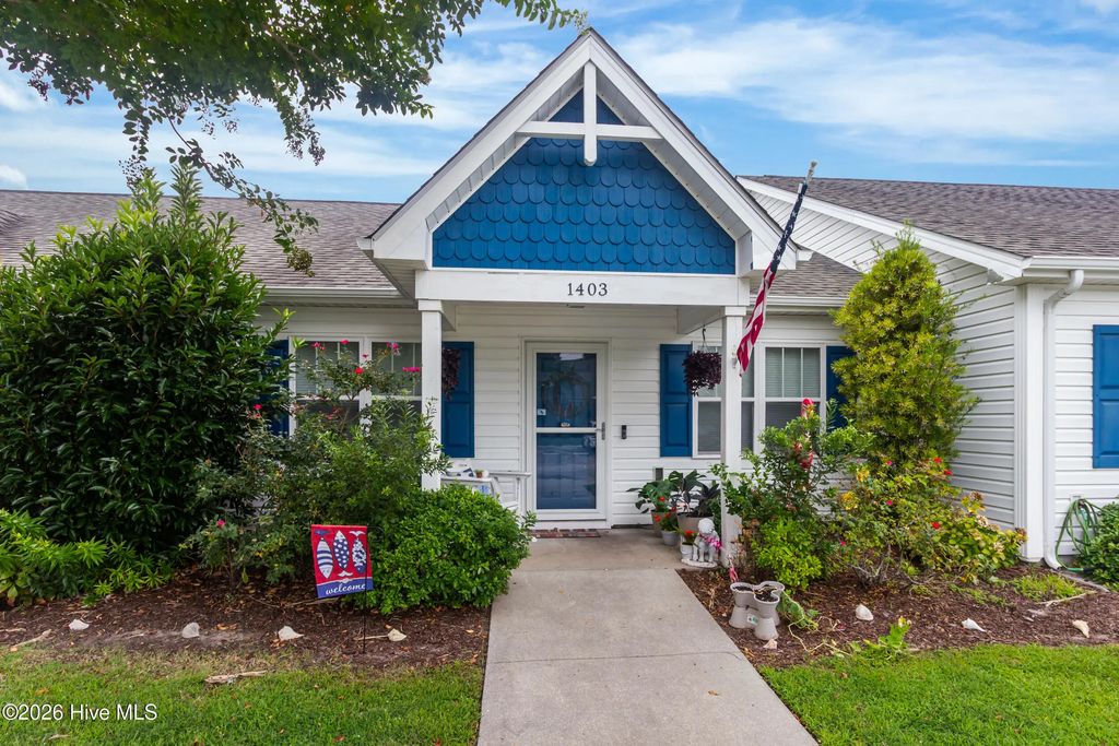 1403 Pirates Landing Drive, Beaufort