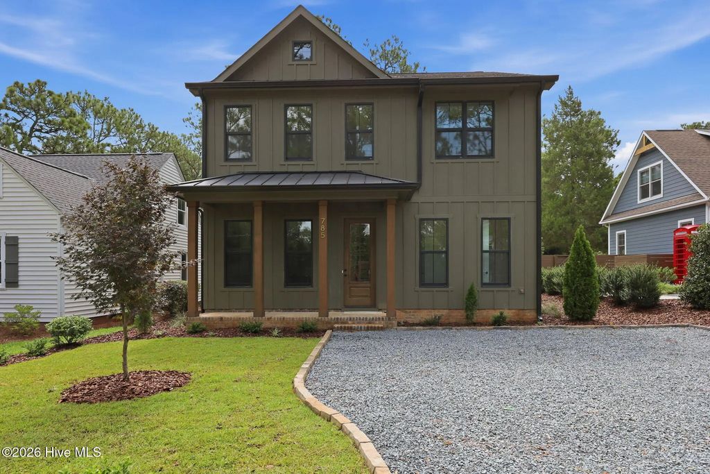785 N May Street, Southern Pines