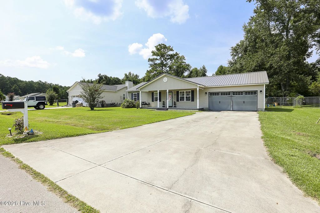 102 Turtle Creek Court, Jacksonville