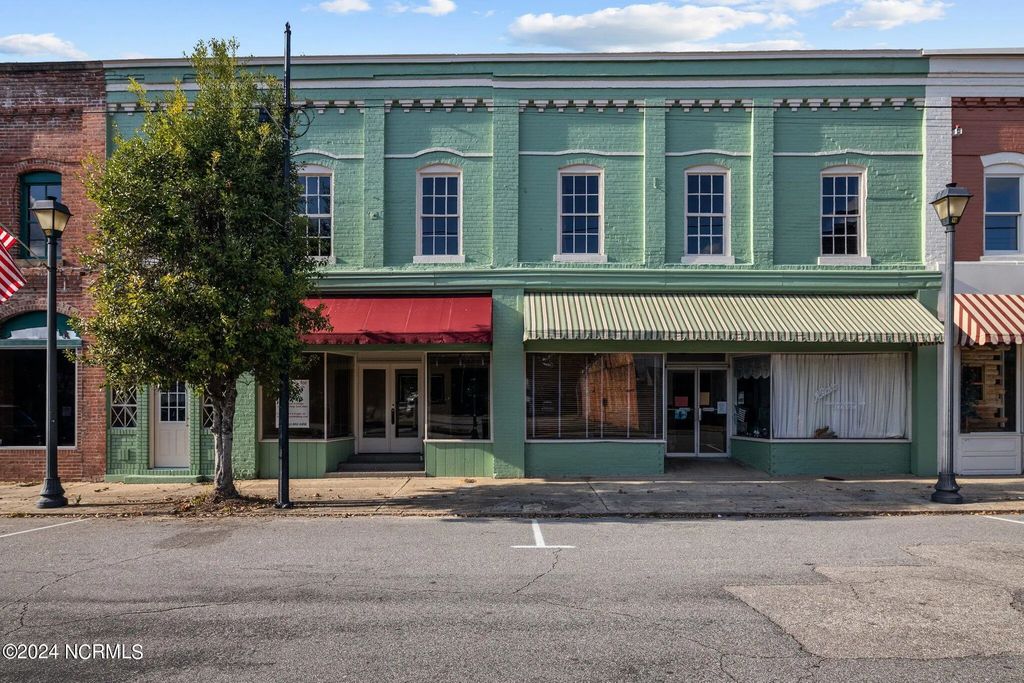 113-117 W Water Street, Plymouth