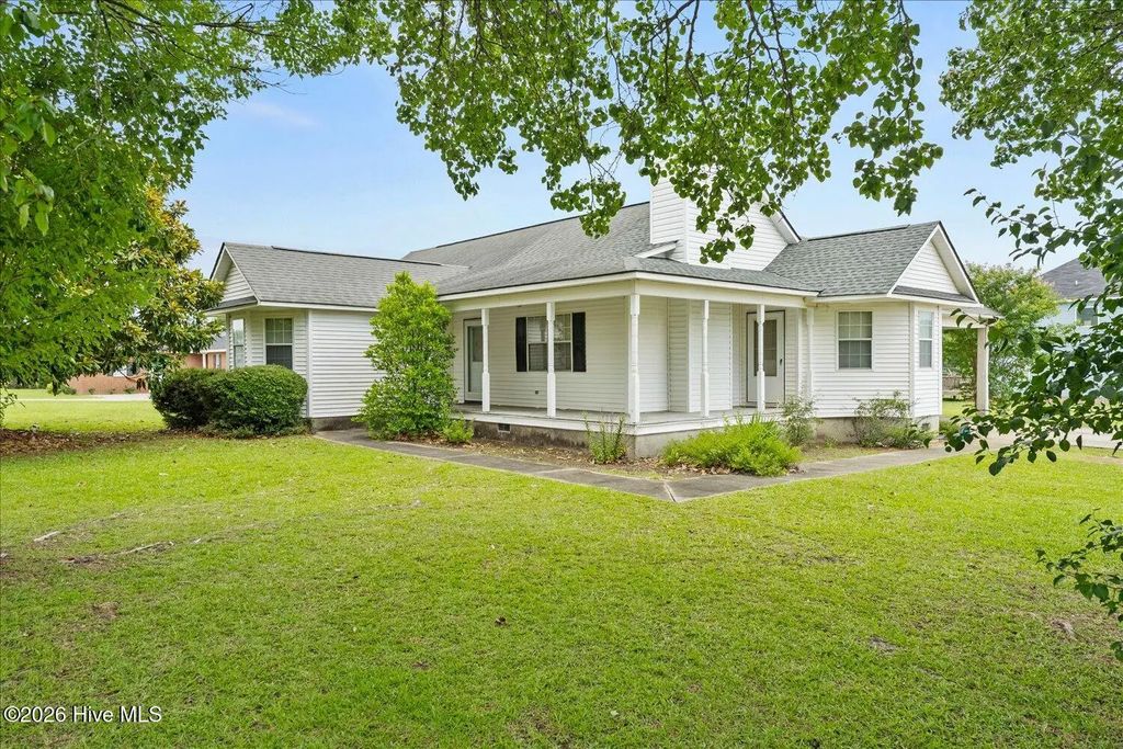 102 Trafalgar Drive, Wrens