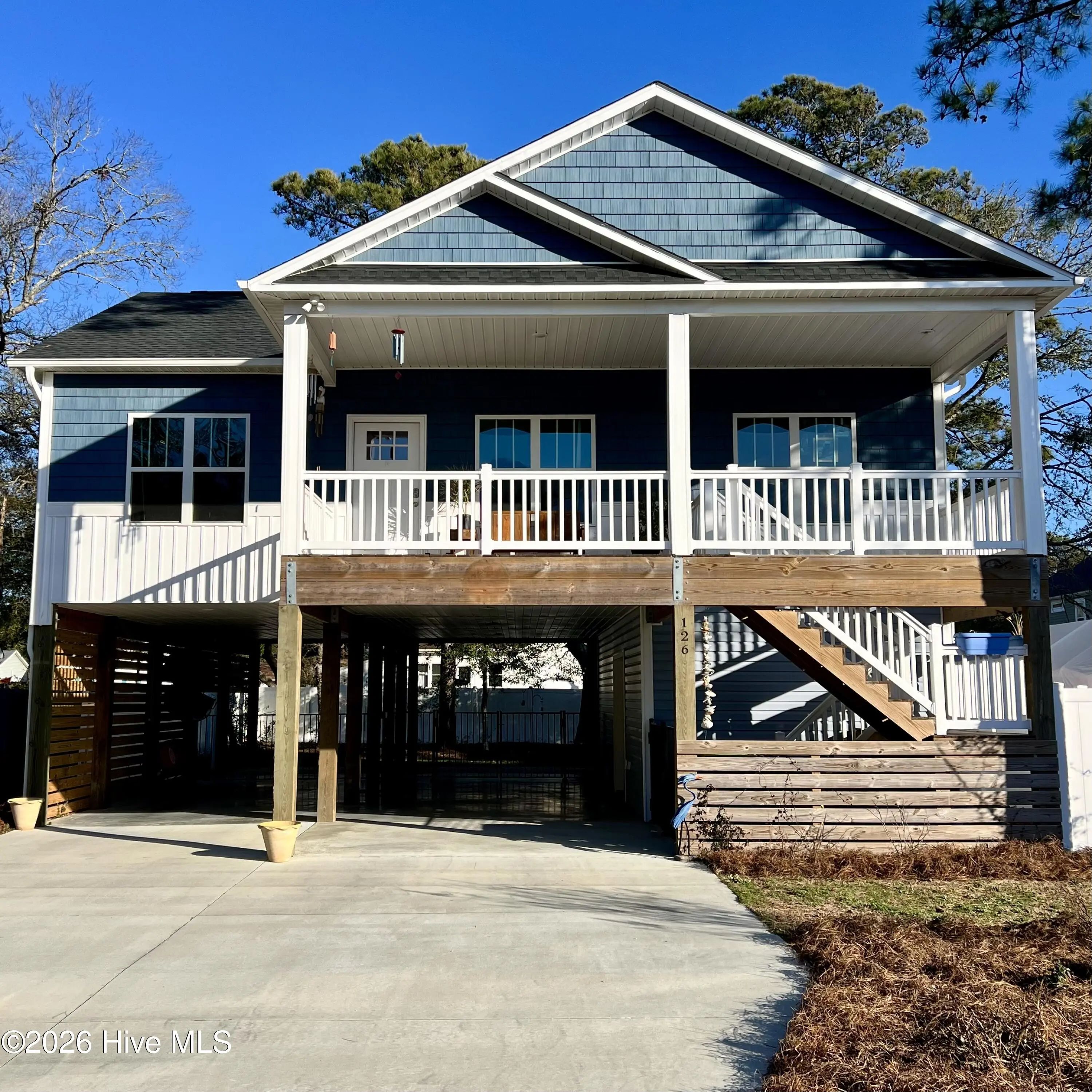 126 Nw 18th Street, Oak Island