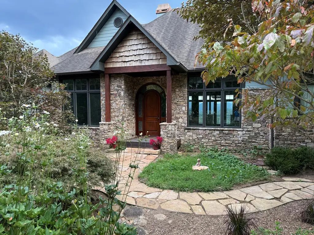 1 Cheoah Trail, Robbinsville