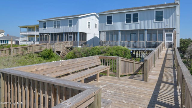 941 Ocean Boulevard W, Holden Beach