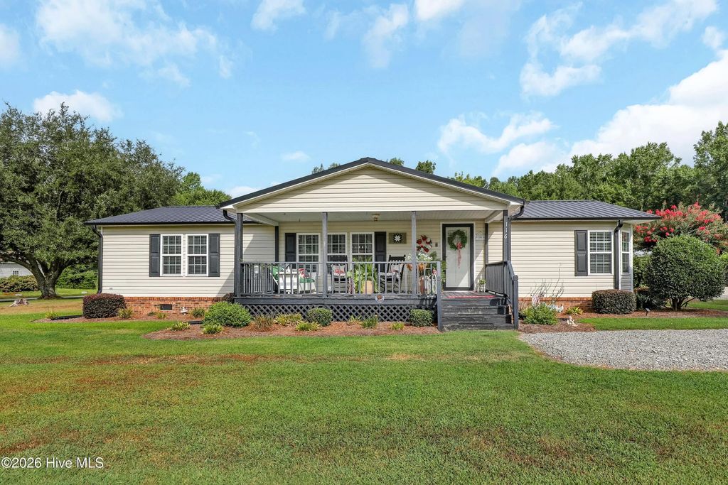 116 Woodcroft Lane, Rocky Point