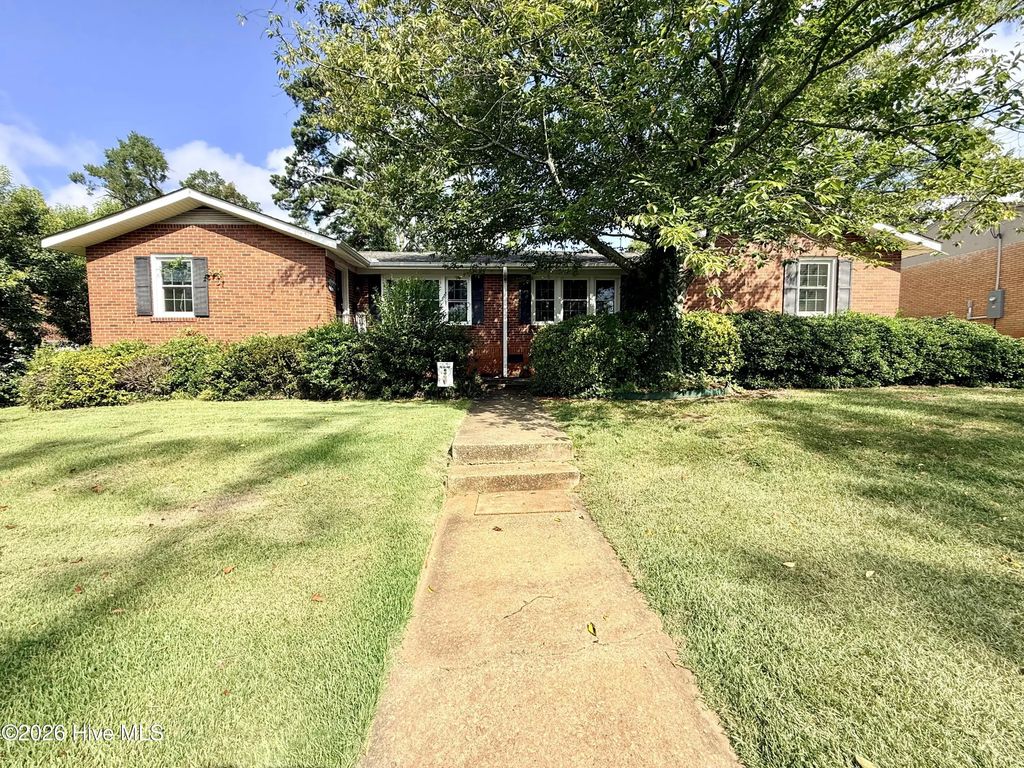 305 Jennings Avenue 305 & 307, Greenwood