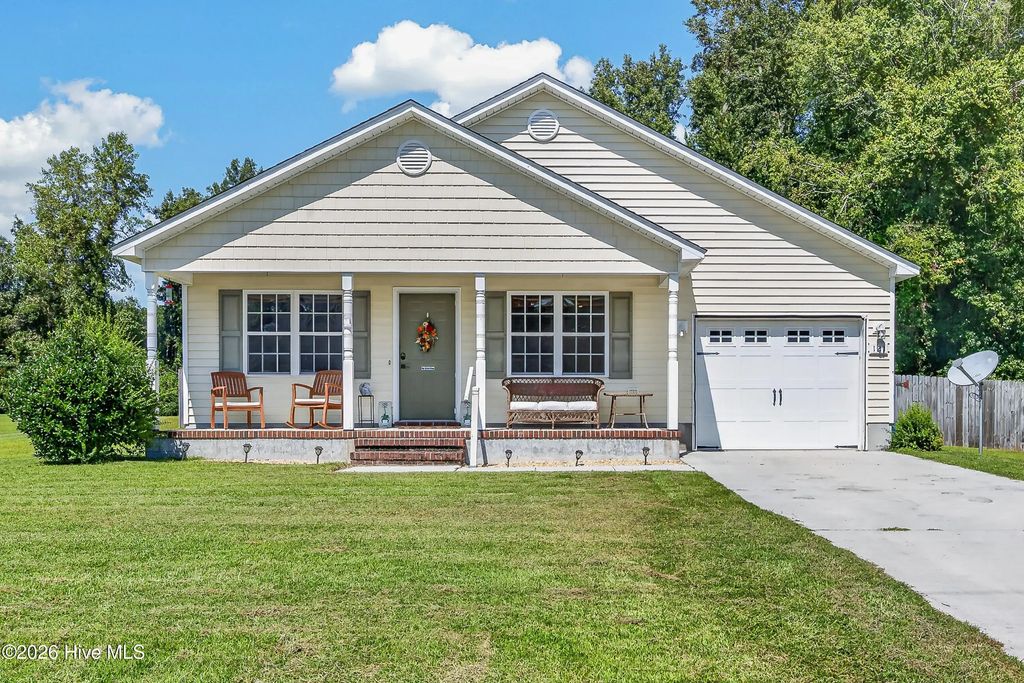 121 Woodbury Farm Drive, Jacksonville