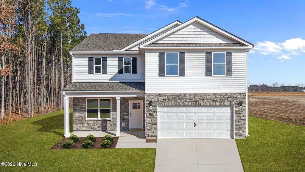 105 Marsden Circle, La Grange