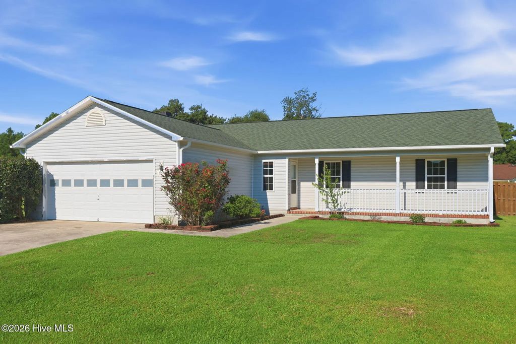 404 S Grazing Court, Sneads Ferry