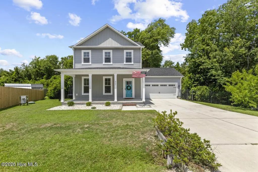 205 Bangor Court, Hubert