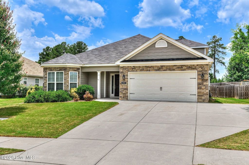 252 Carlow Drive, Columbia