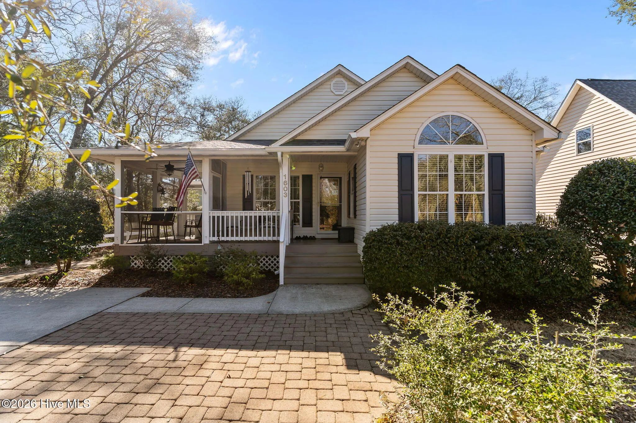 1603 W Oak Island Drive, Oak Island