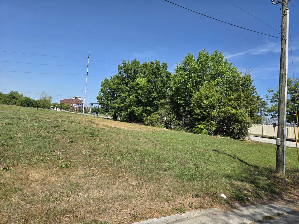 726 Walton Way, Richmond