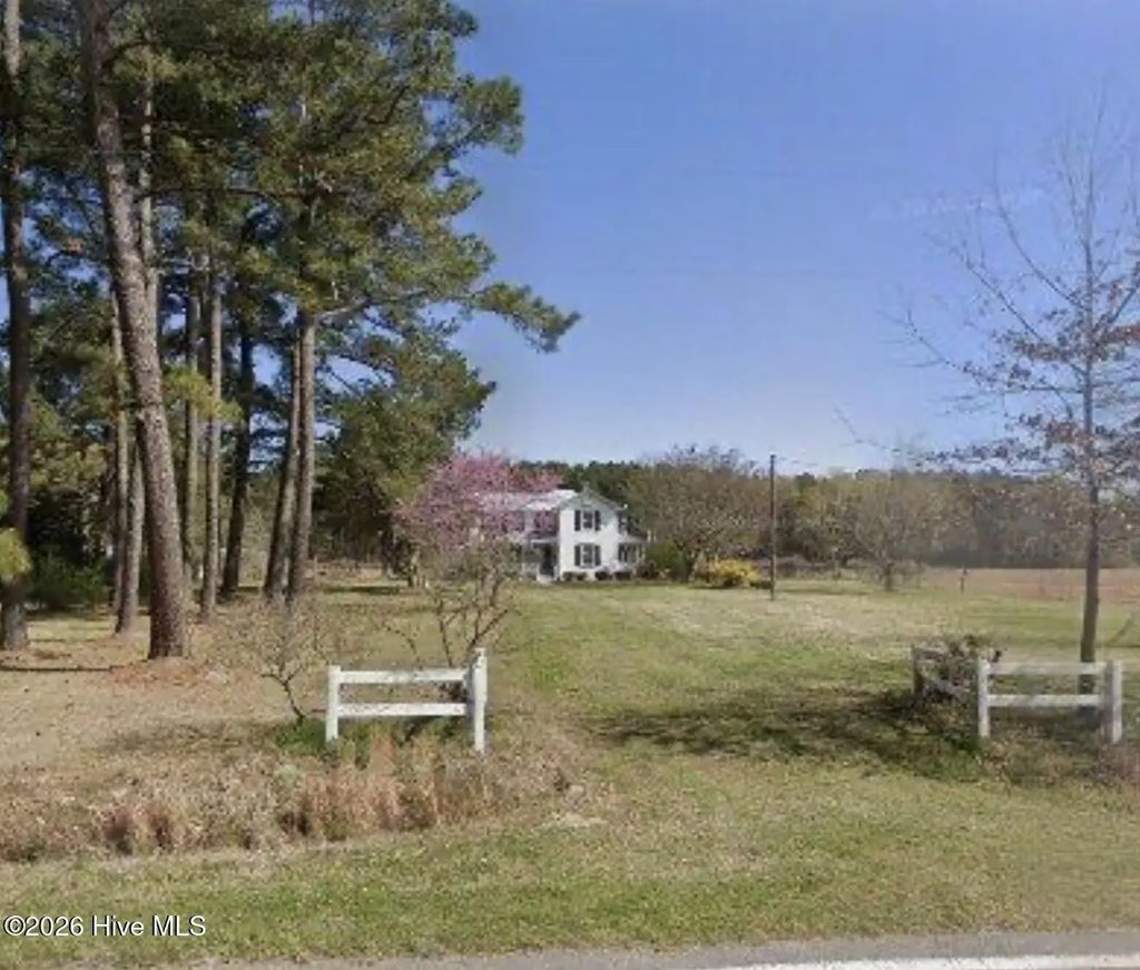 1120 Davenport Fork Road, Creswell