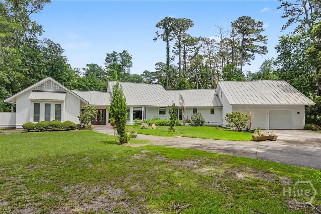 26 Hemingway Drive, Savannah