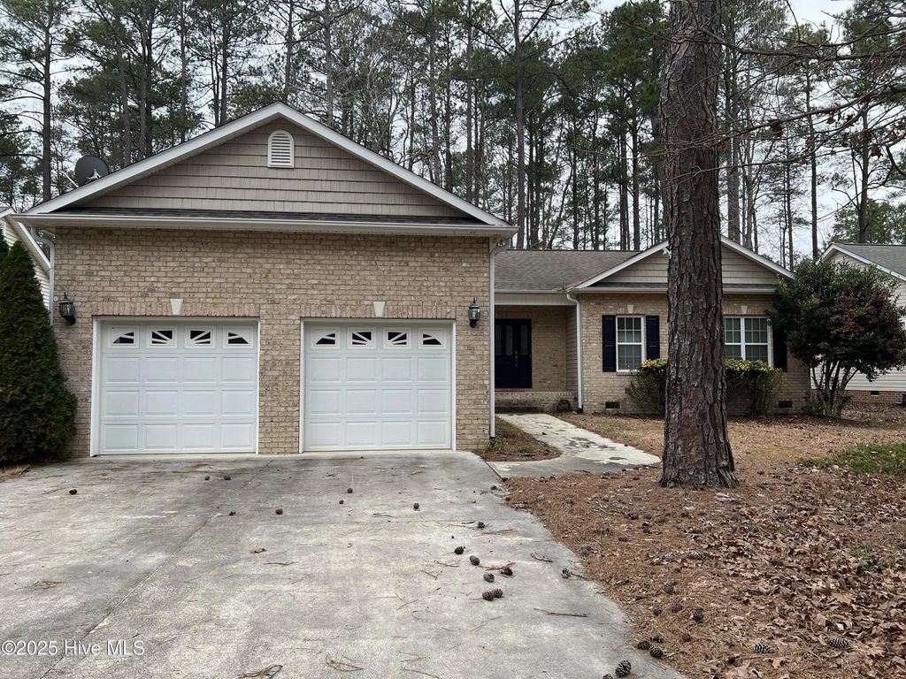 754 Riverbirch Drive, Vass