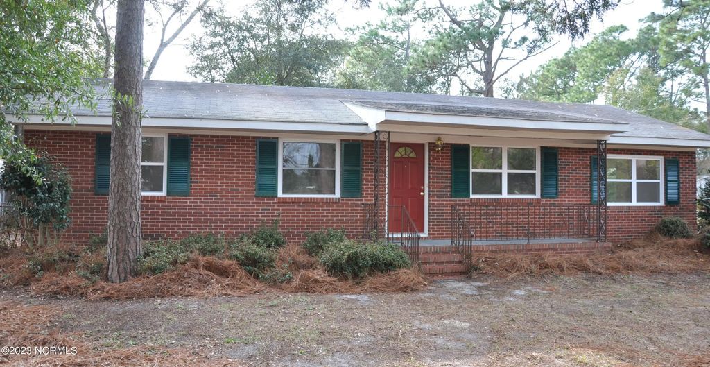 202 Wrenwood Circle, Wilmington