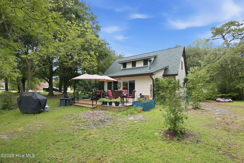 1210 Pelican Drive, New Bern