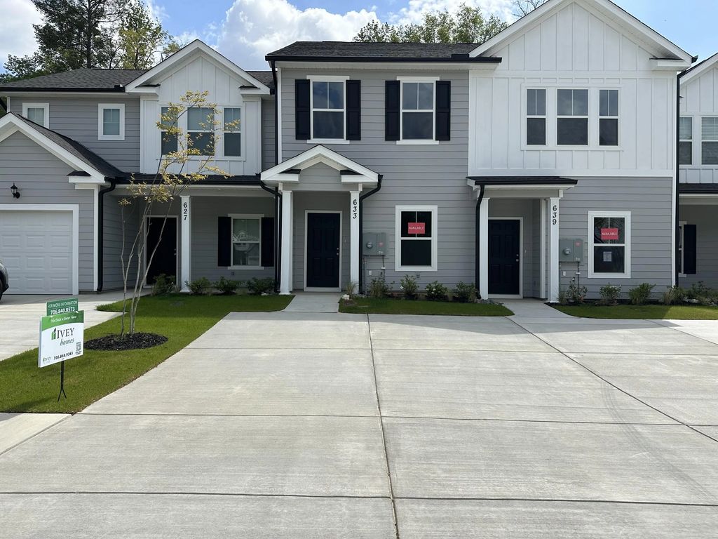 633 Caroline Court 7b, North Augusta