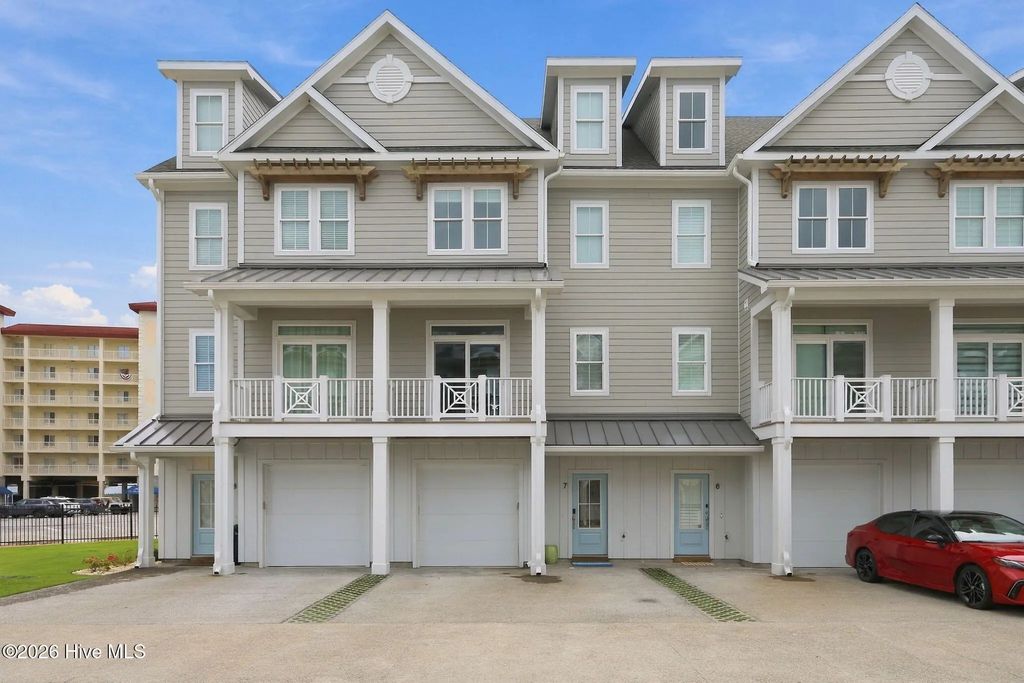 200 Olde Towne Yacht Club Drive Unit 7, Morehead City