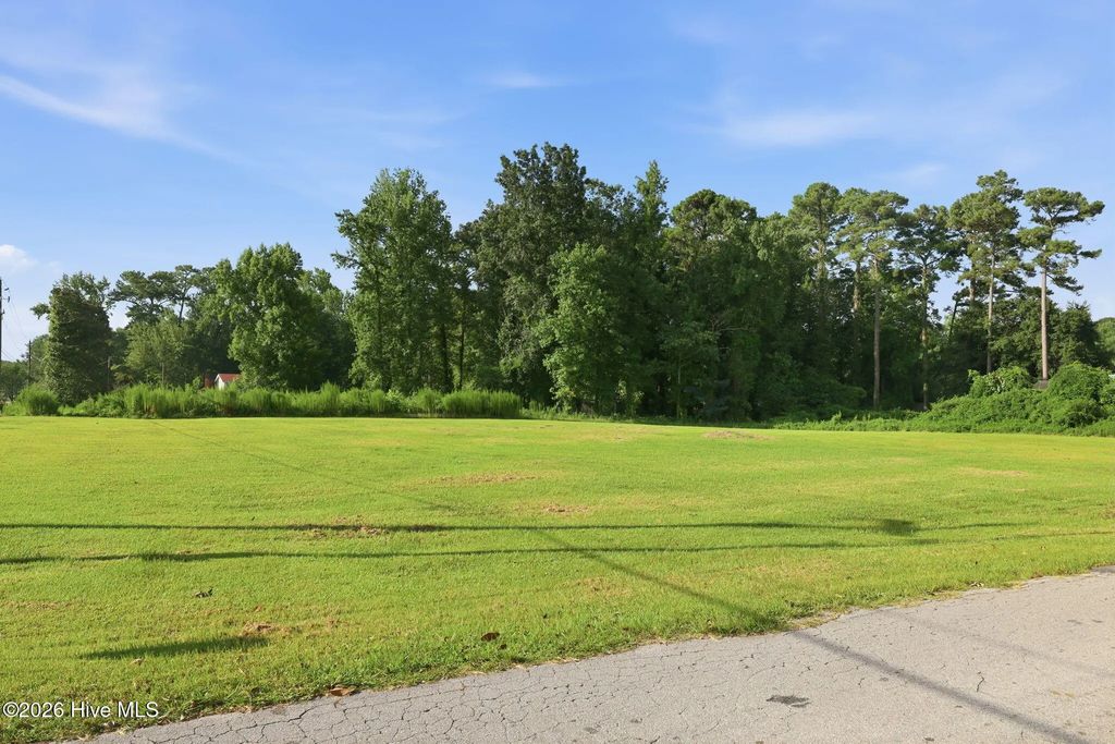 195 S Creek Drive, Jacksonville