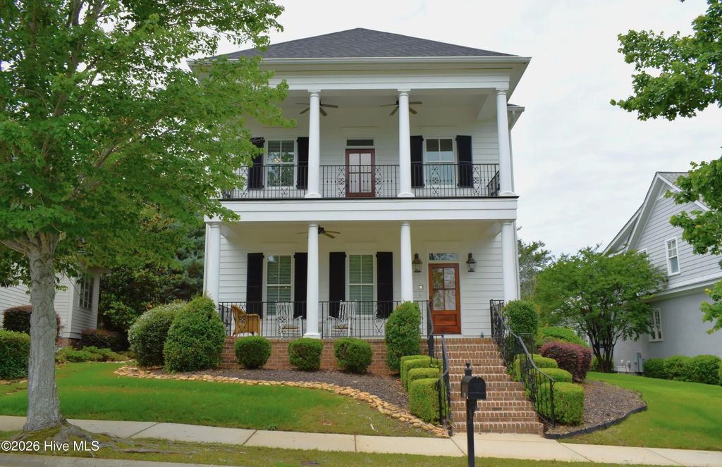 908 Big Oak Circle, Columbia