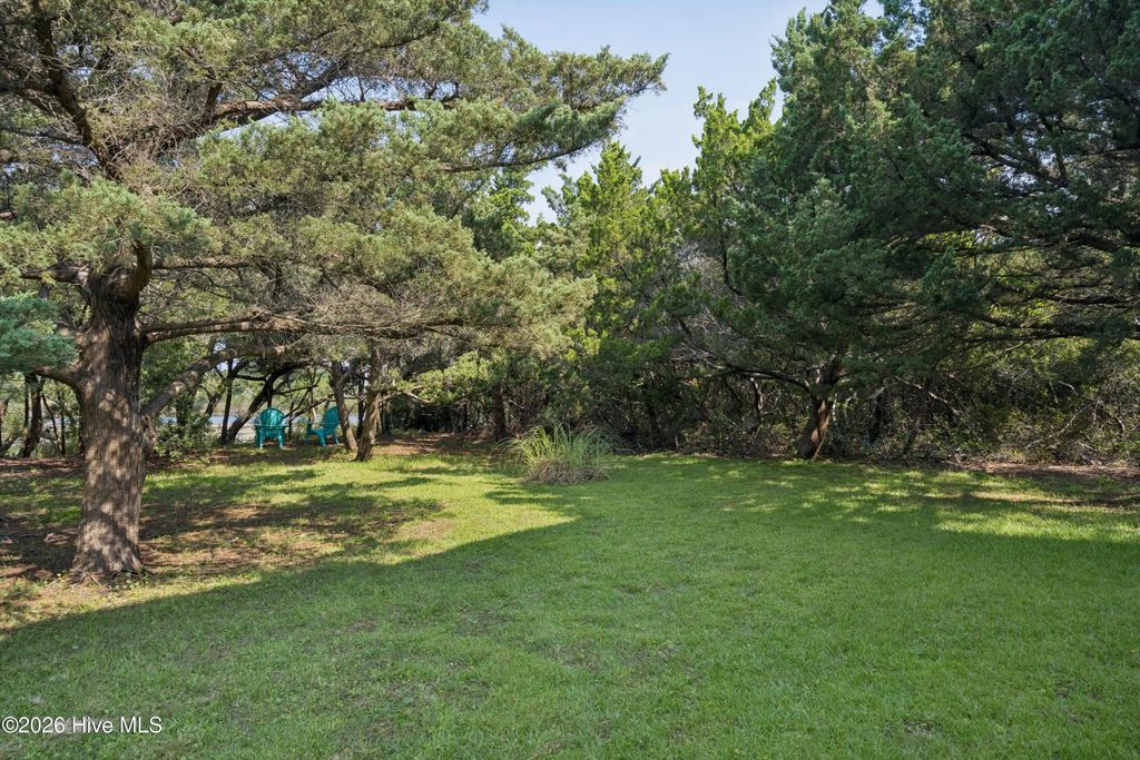 41050 Channel Court, Avon