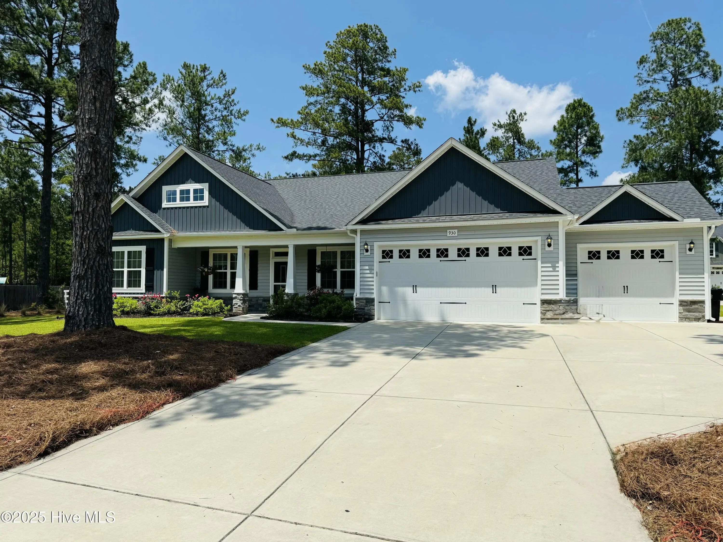 930 Winds Way, Aberdeen