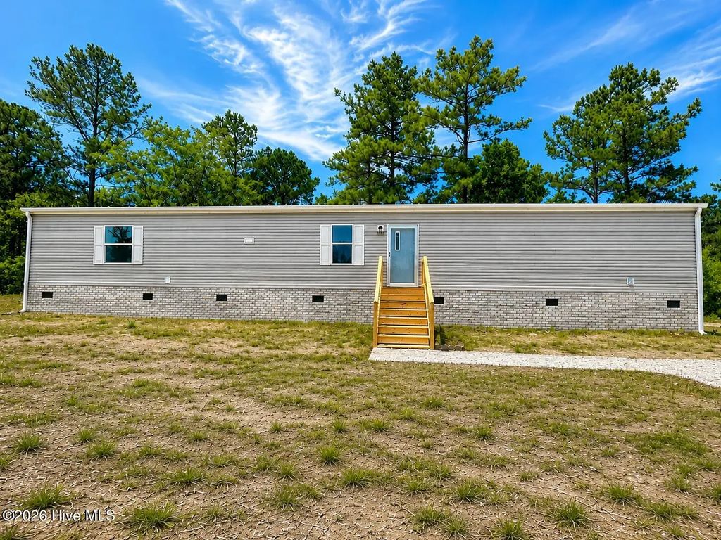 1713 Colon Mintz Road Ne, Leland