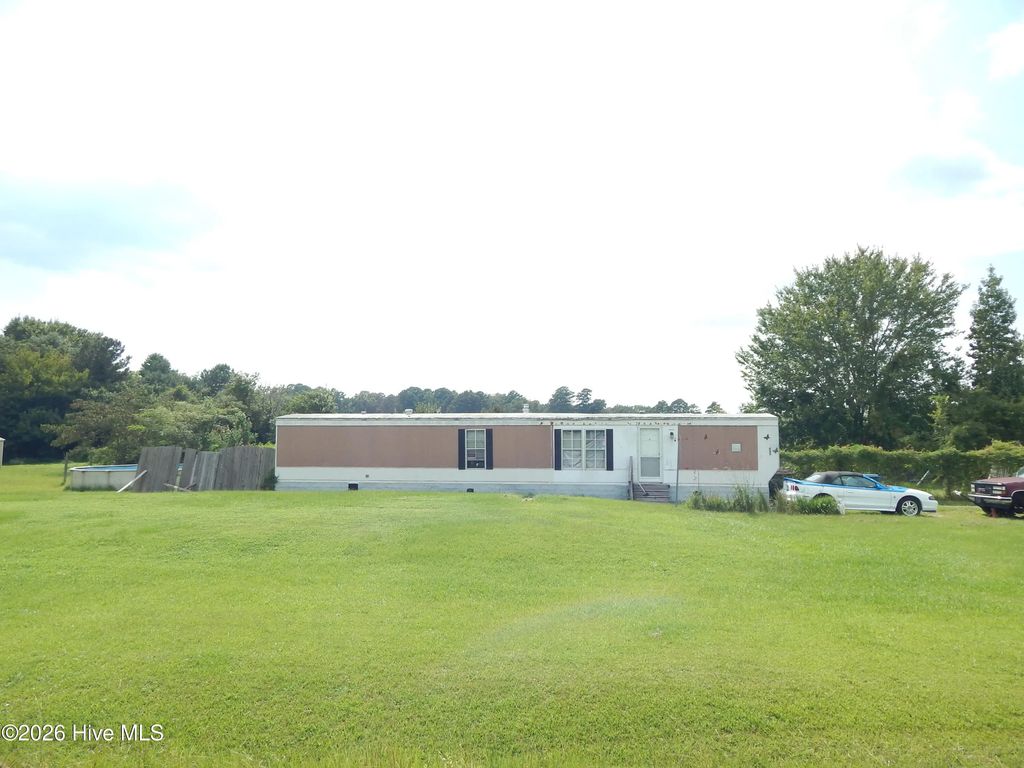 895 Gum Swamp Church Road, Greenville