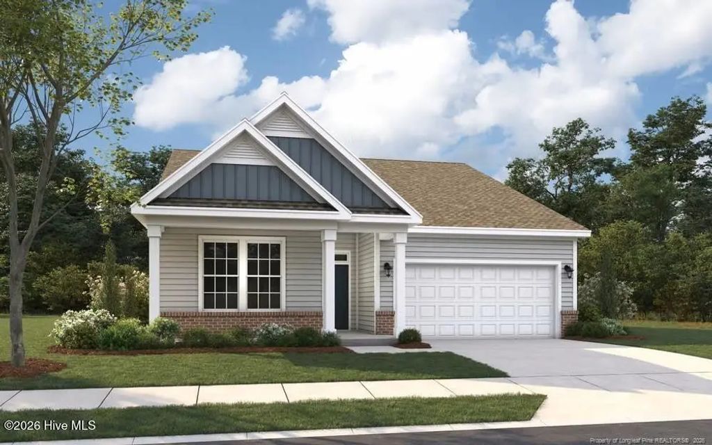 61 Hallwood Drive, Dunn
