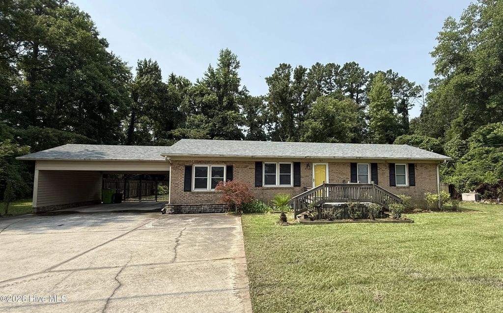 707 Clermont Road, New Bern