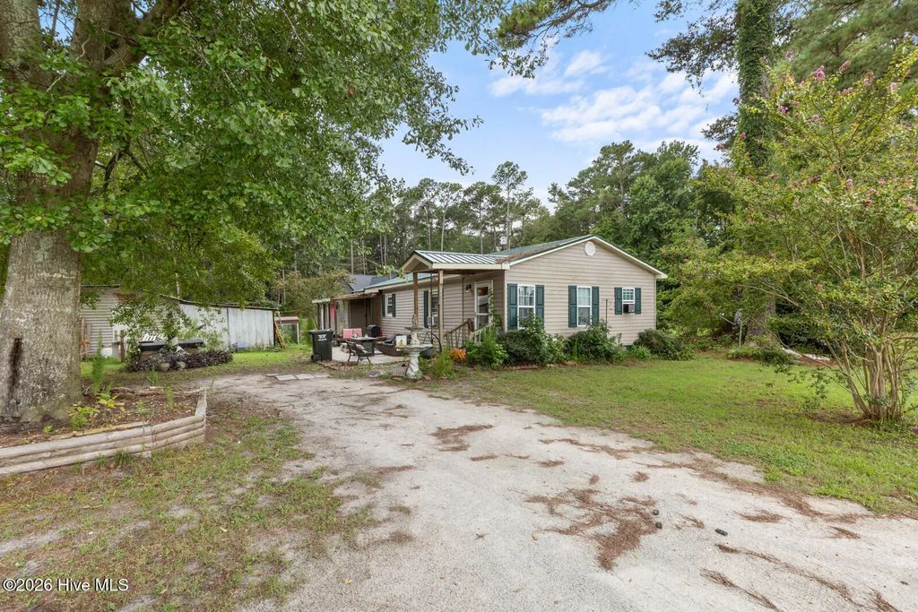 1951 Mary Tate Road, Pink Hill